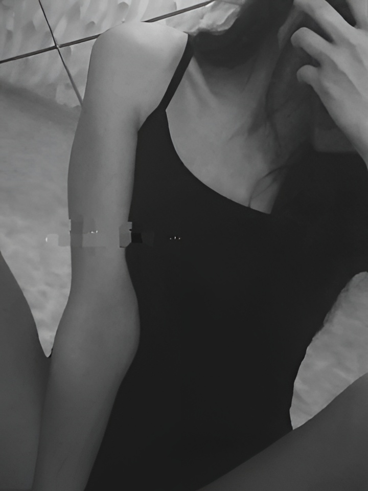 Амина привлекальеная девушка из Геленджика цена от 1500 руб