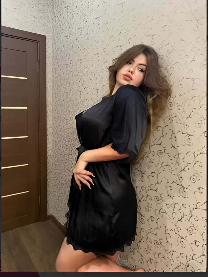 Ангелина привлекальеная девушка из Геленджика цена от 4000 руб