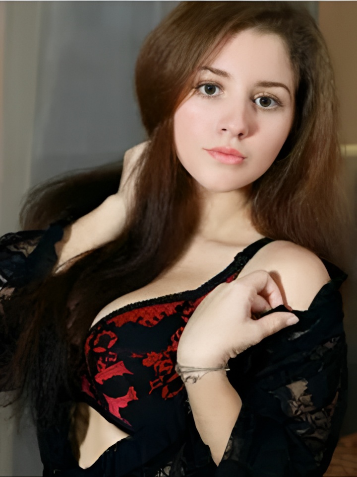 Анюта привлекальеная девушка из Геленджика цена от 4000 руб