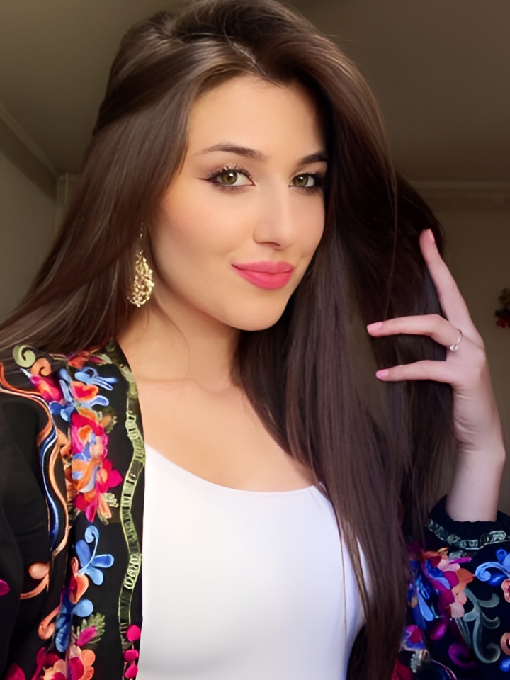 Элеонора привлекальеная девушка из Геленджика цена от 2000 руб