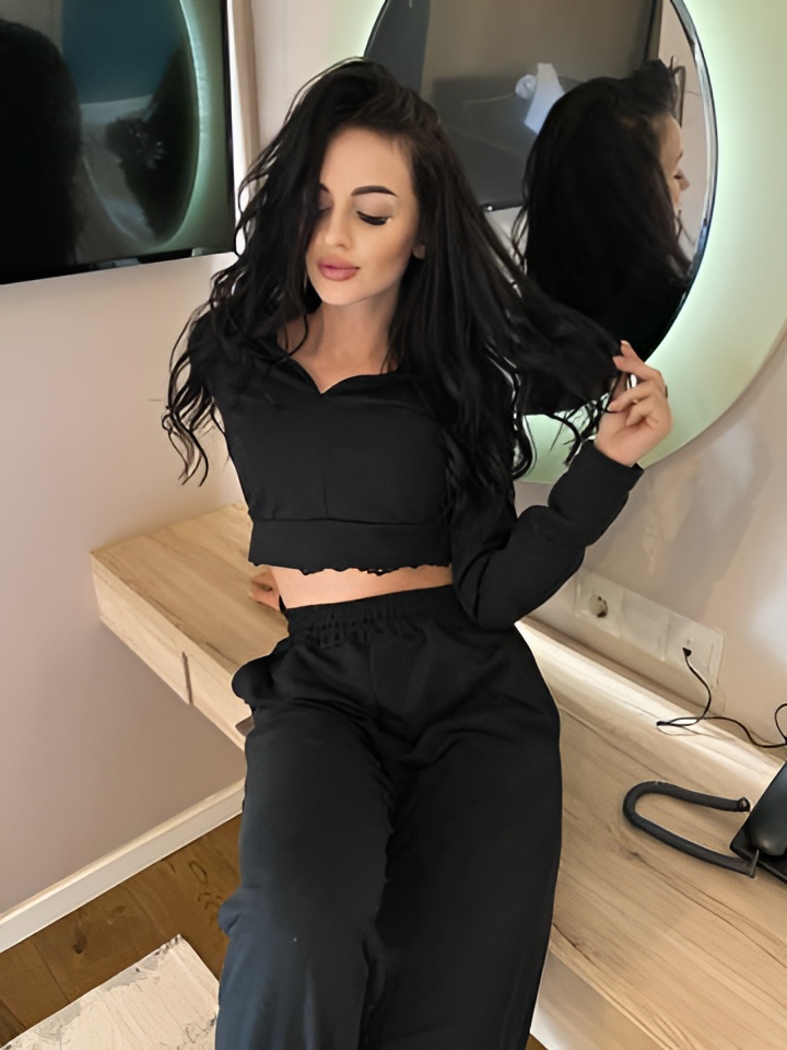 Лика привлекальеная девушка из Геленджика цена от 3000 руб