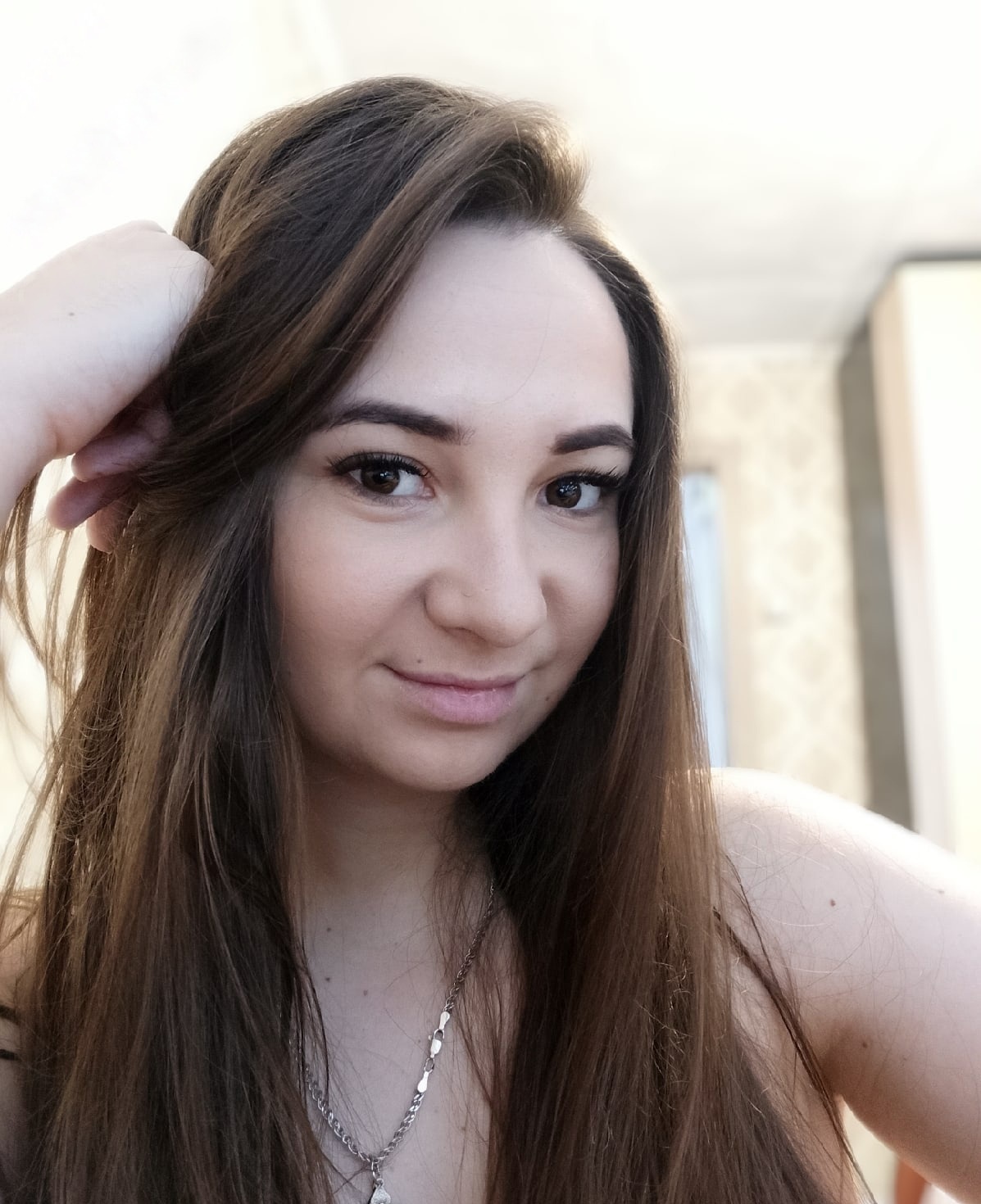 Люба привлекальеная девушка из Геленджика цена от 3000 руб