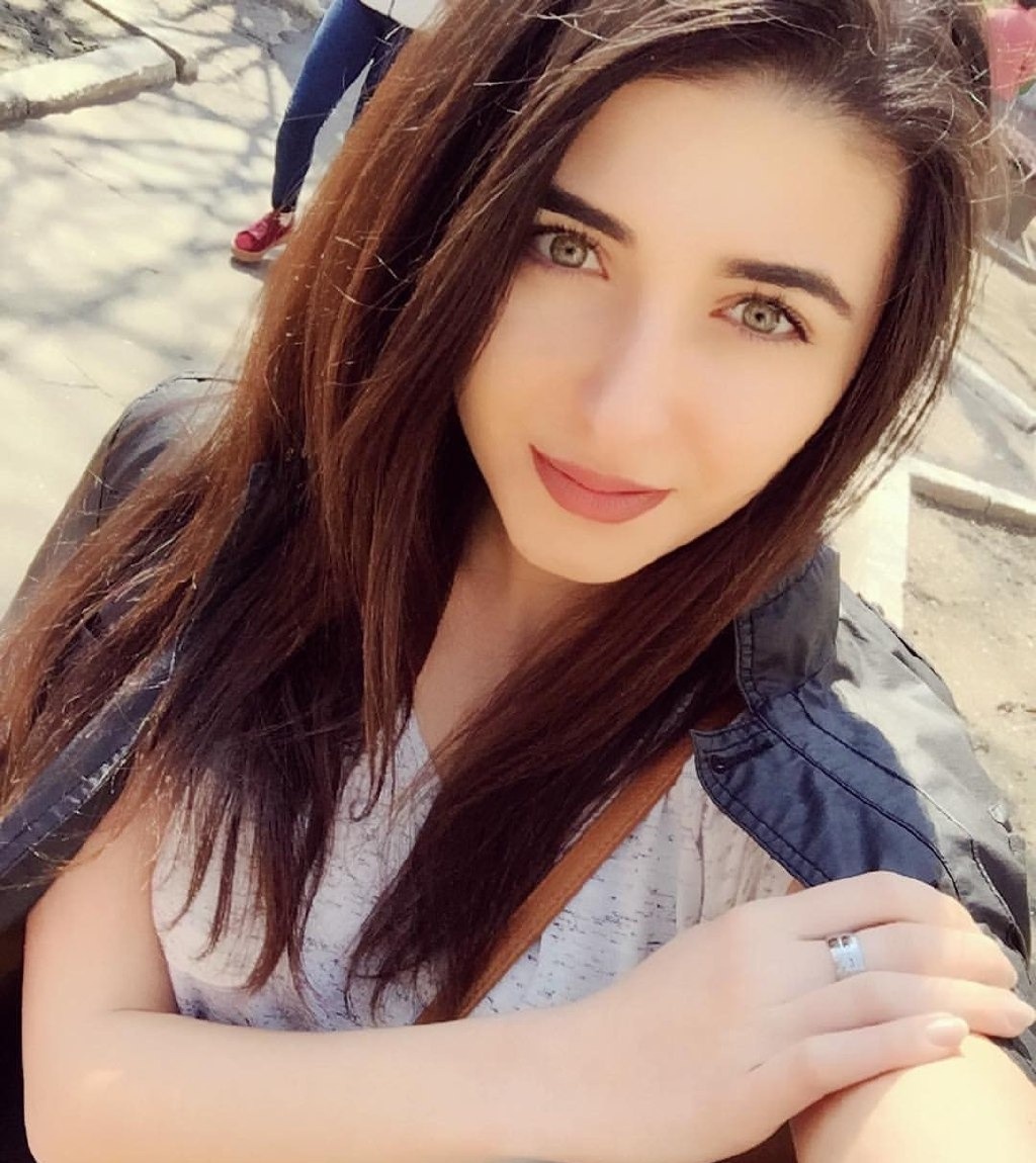 Рита привлекальеная девушка из Геленджика цена от 3500 руб