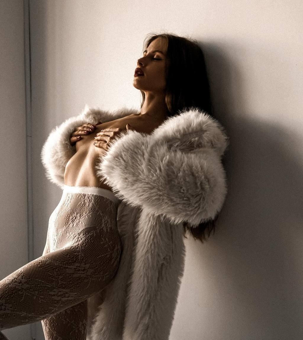 Индивидуалка Лена, доступна для личного знакомства от 7000 руб