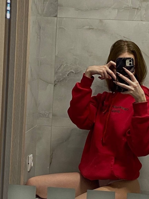 Надя привлекательная девушка из Геленджика цена от 3000 руб